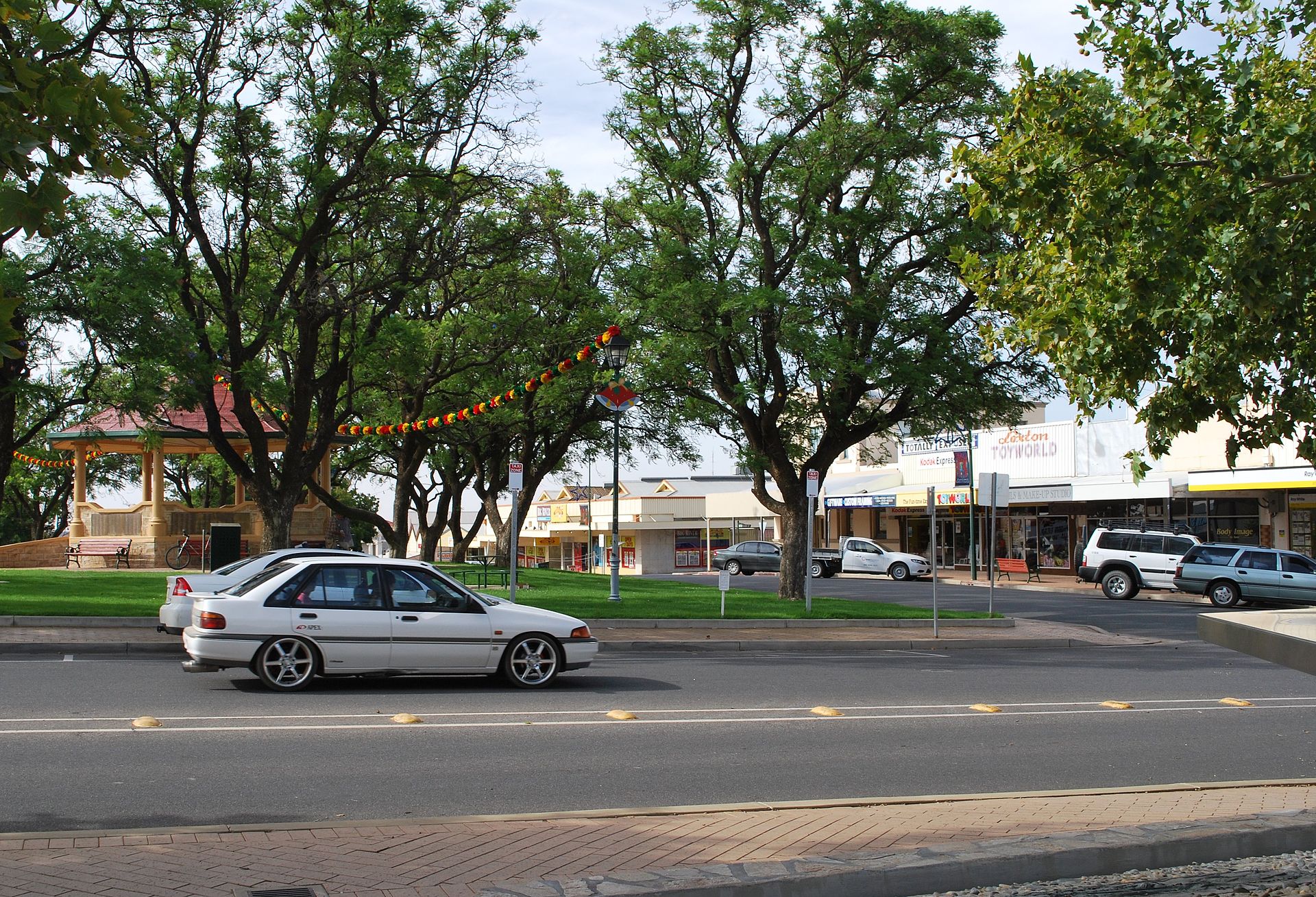 Is Loxton, SA a good place to live?