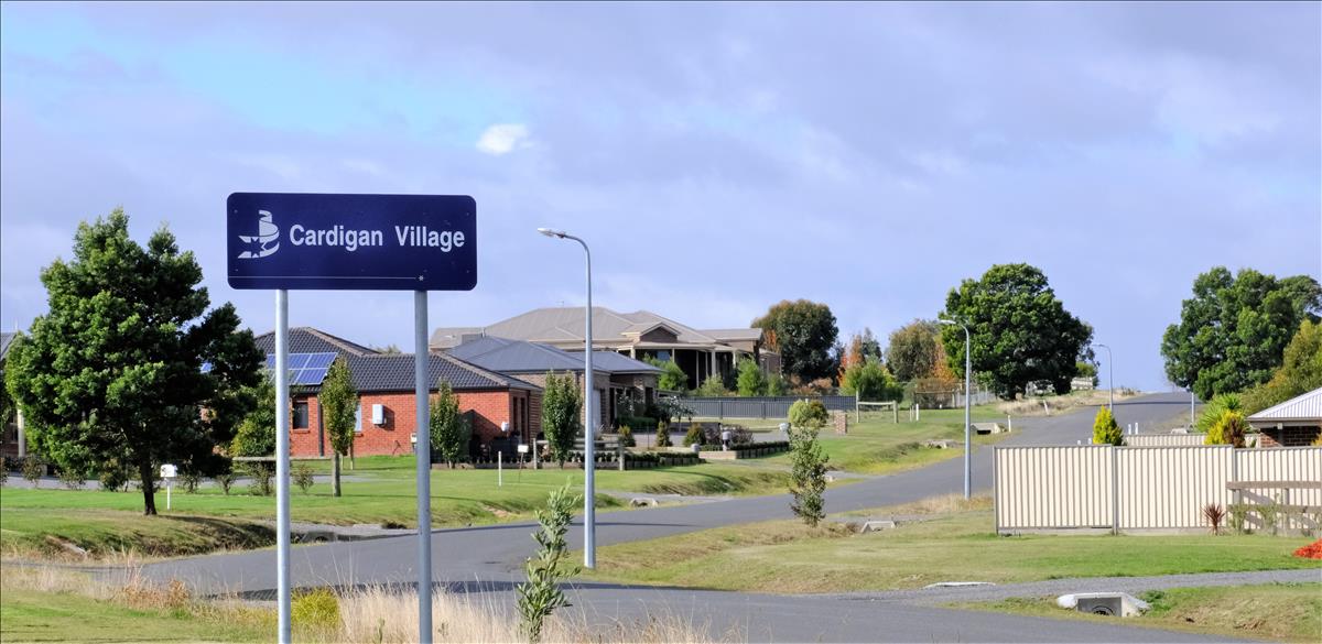 Is Cardigan Village, VIC a good place to live?