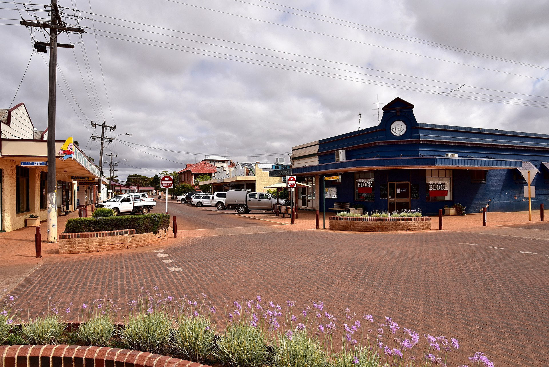 Is Corrigin, WA a good place to live?
