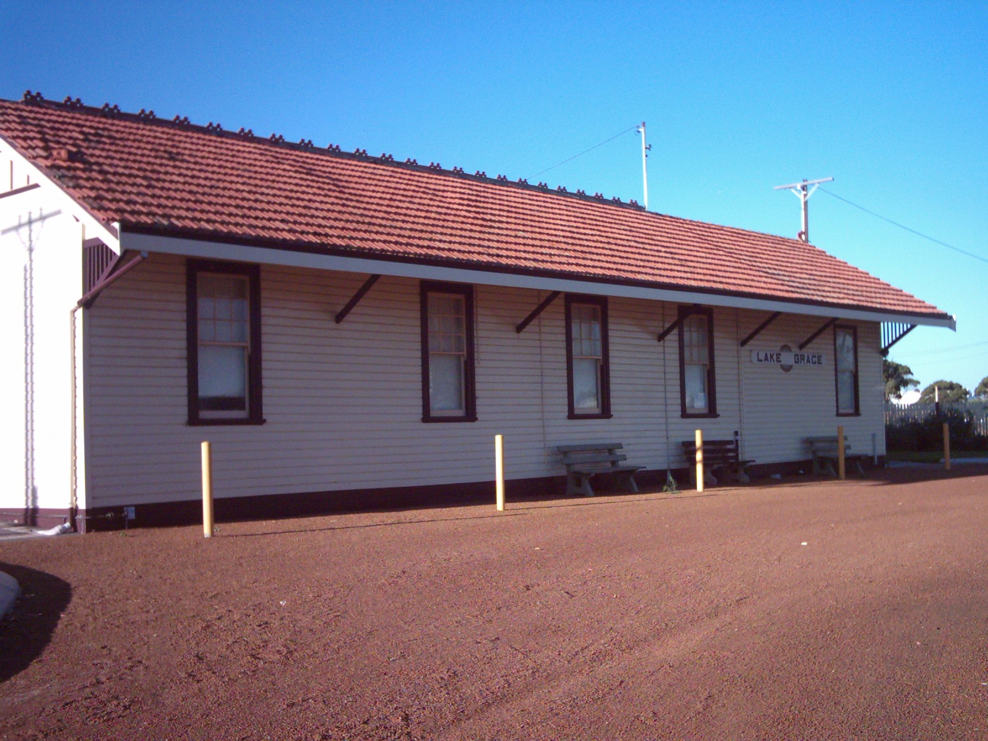 Is Lake Grace, WA a good place to live?