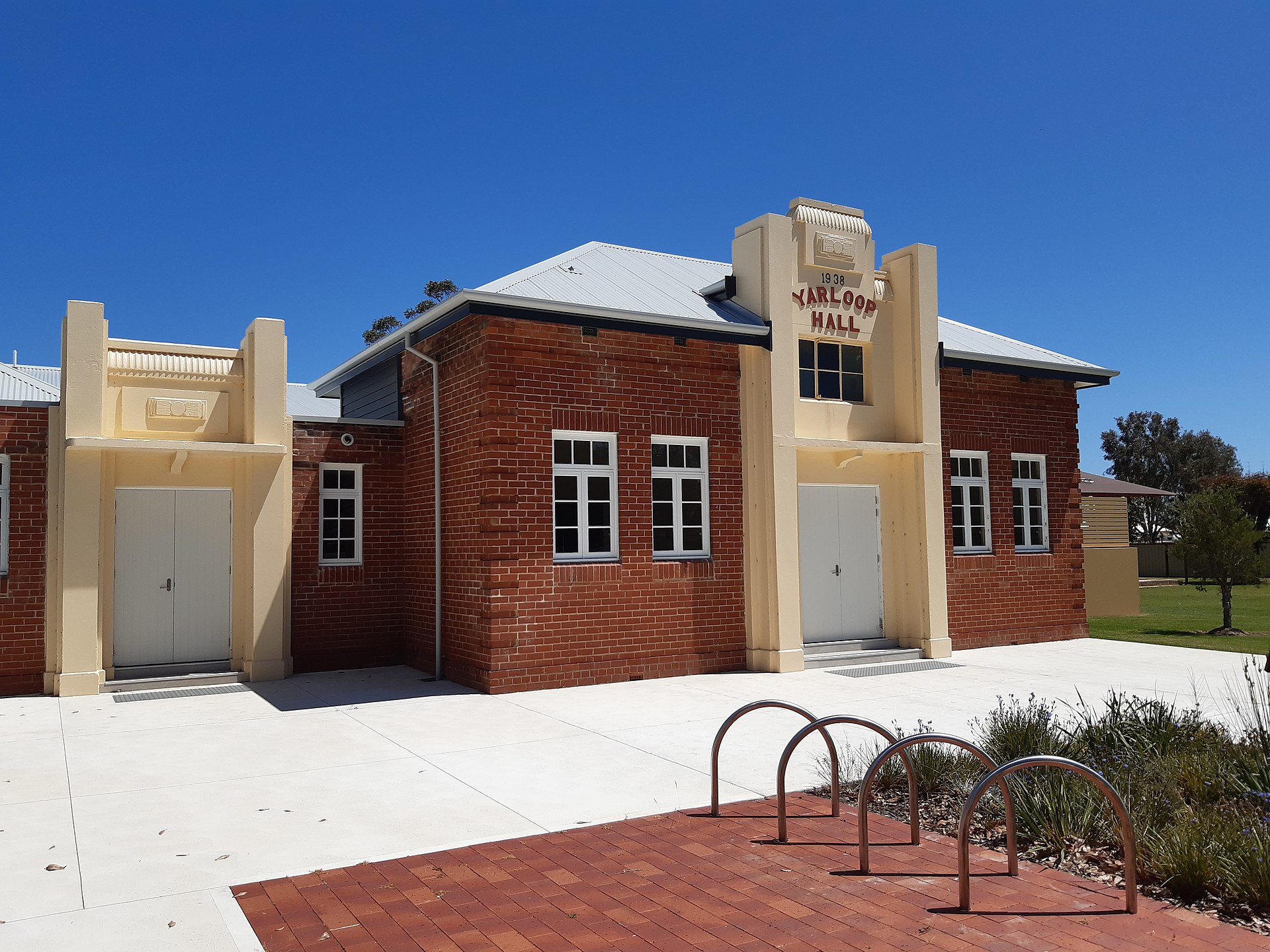 Is Yarloop, WA a good place to live?